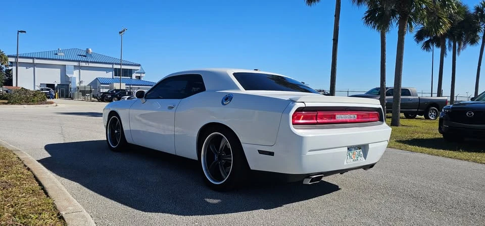 2012 Dodge Challenger SRT8 & 392 3rd Gen - Image 6 of 14