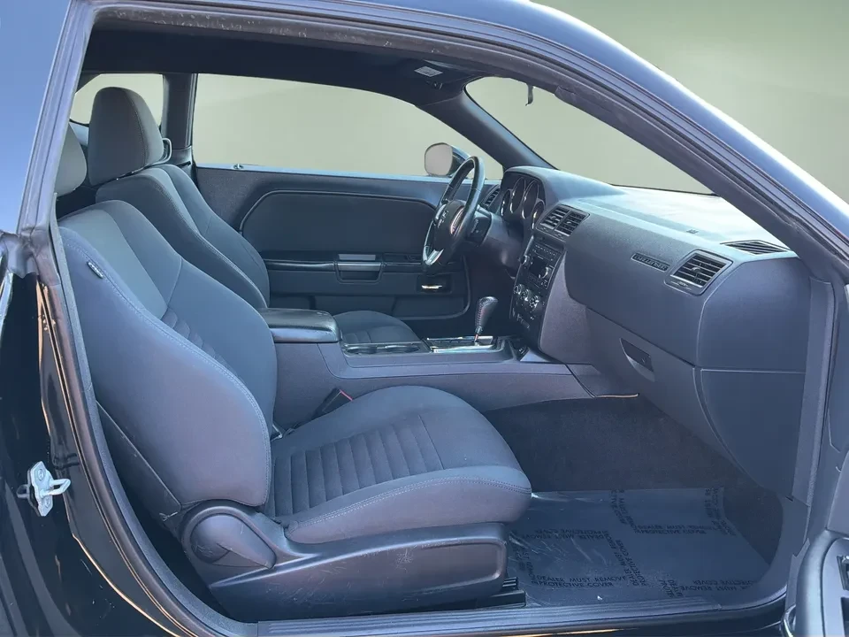 2012 Dodge Challenger 3rd Gen - Image 10 of 15