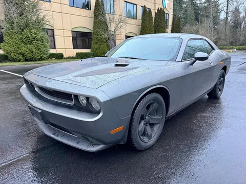 2012 Dodge Challenger SXT Coupe