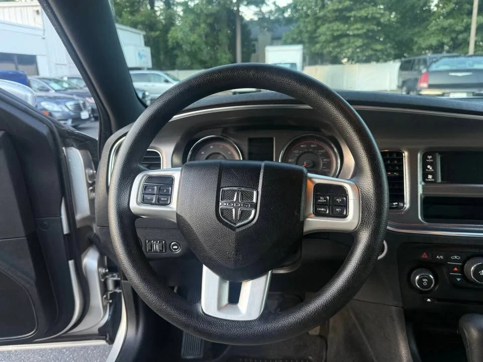 2012 Dodge Charger 7th Gen - Image 16 of 20