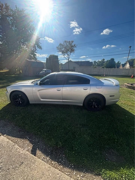 2012 Dodge Charger 7th Gen - Image 4 of 7