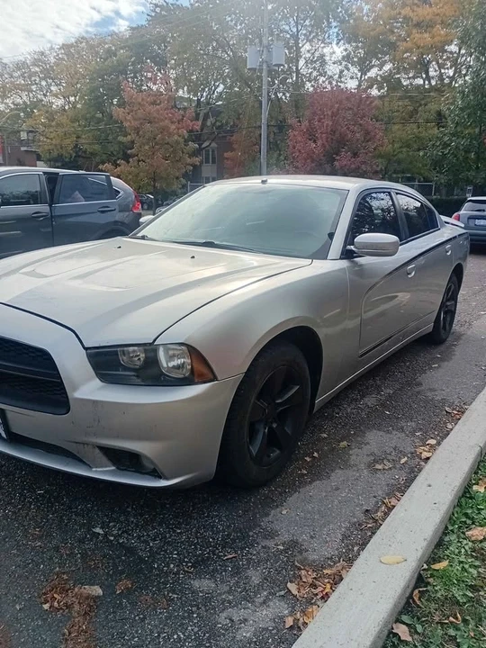 2012 Dodge Charger 7th Gen - Image 4 of 9