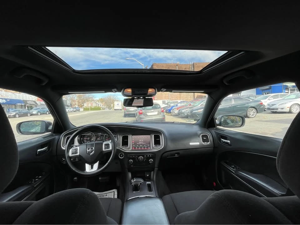 2012 Dodge Charger 7th Gen - Image 13 of 15