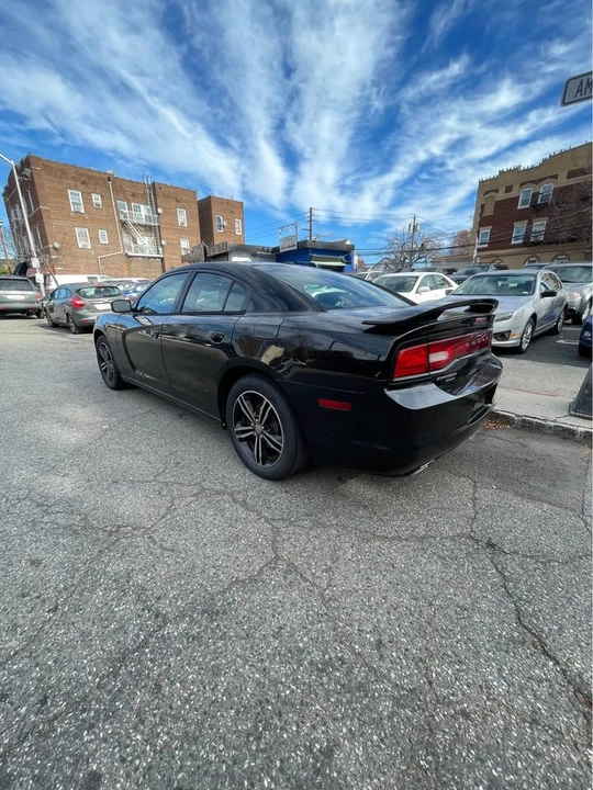 2012 Dodge Charger 7th Gen - Image 5 of 15