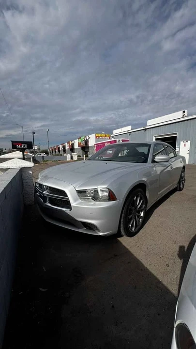 2012 Dodge Charger 7th Gen - Image 2 of 6