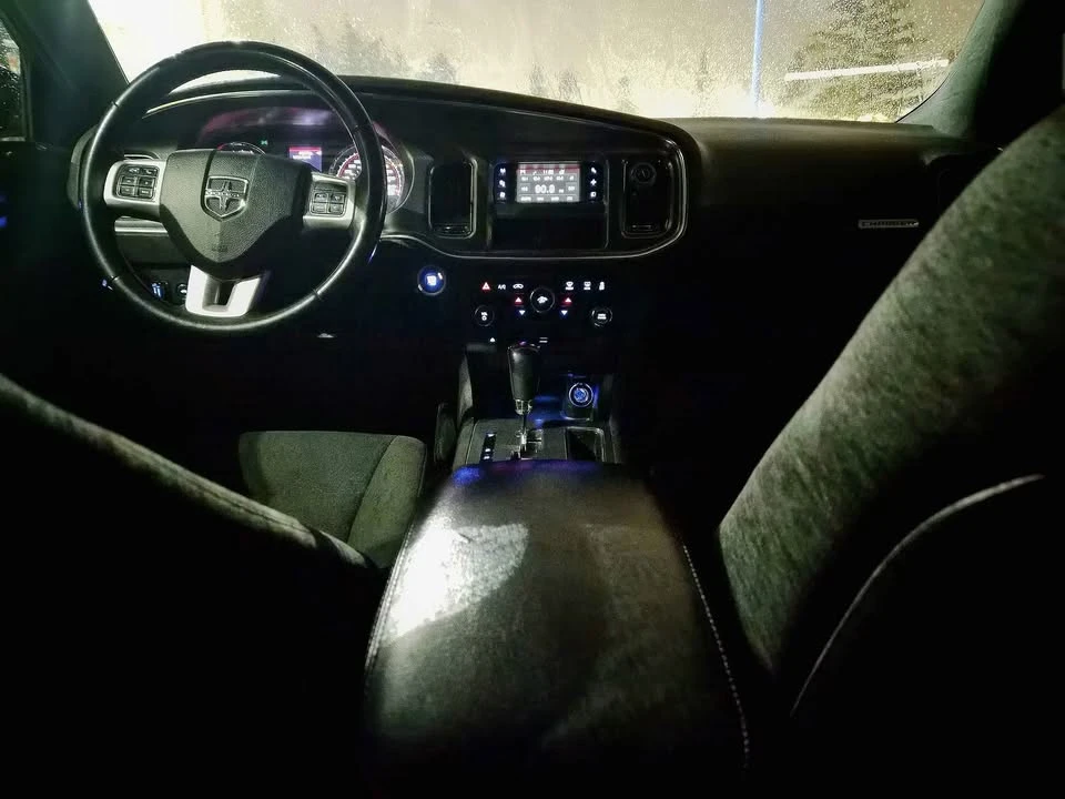 2012 Dodge Charger 7th Gen - Image 7 of 10