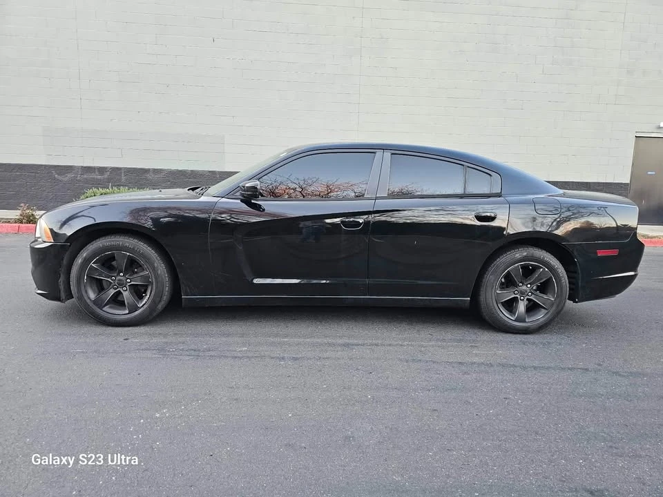 2012 Dodge Charger 7th Gen - Image 8 of 18