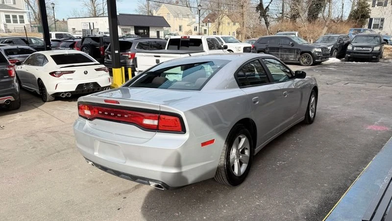 2012 Dodge Charger 7th Gen - Image 4 of 11