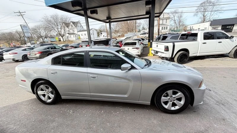 2012 Dodge Charger 7th Gen - Image 5 of 11