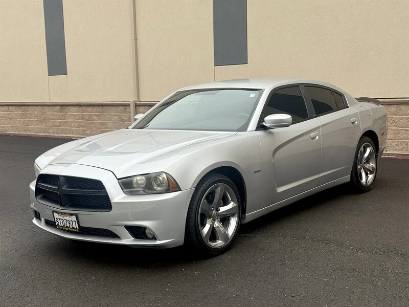 2012 Dodge Charger 7th Gen - Image 3 of 14