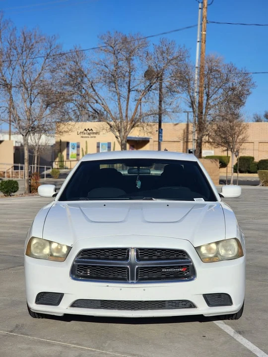 2012 Dodge Charger 7th Gen - Image 4 of 10