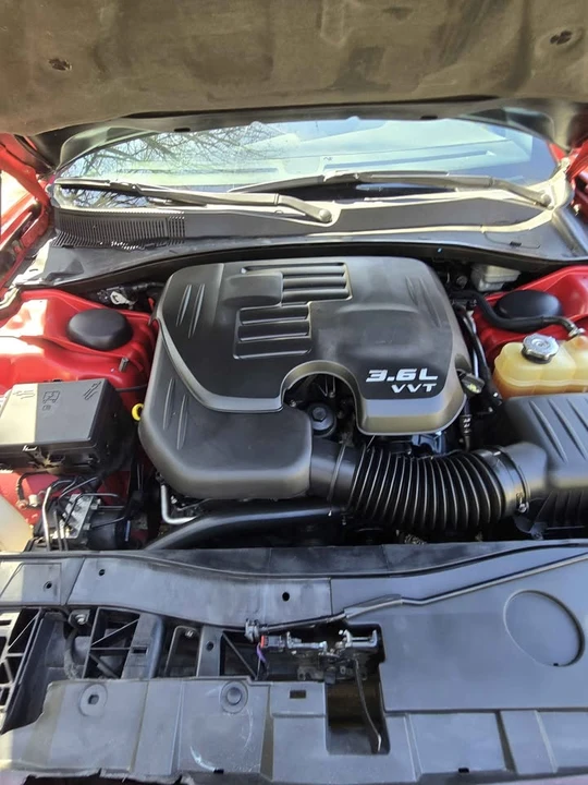 2012 Dodge Charger 7th Gen - Image 7 of 9