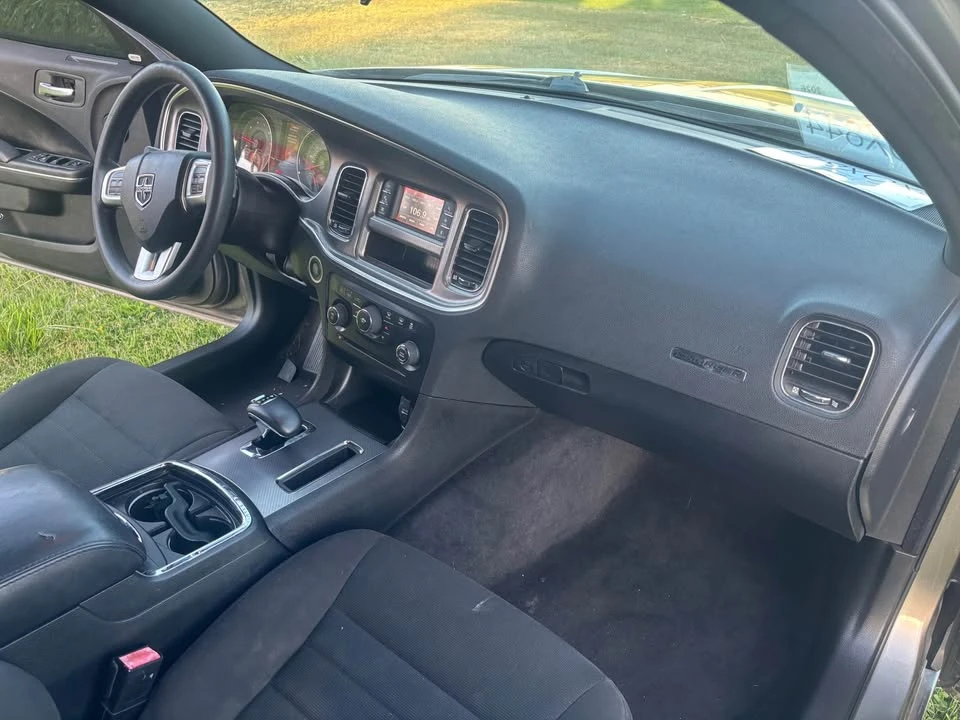 2012 Dodge Charger 7th Gen - Image 5 of 7
