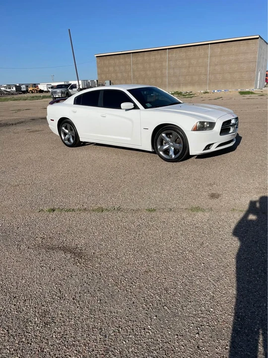2012 Dodge Charger 7th Gen - Image 3 of 14