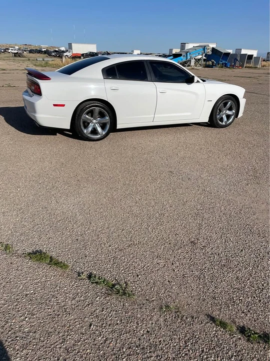 2012 Dodge Charger 7th Gen - Image 4 of 14