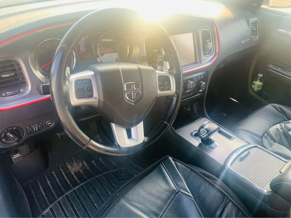 2012 Dodge Charger 7th Gen - Image 5 of 6