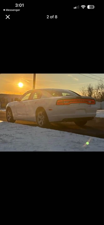 2012 Dodge Charger 7th Gen - Image 3 of 7