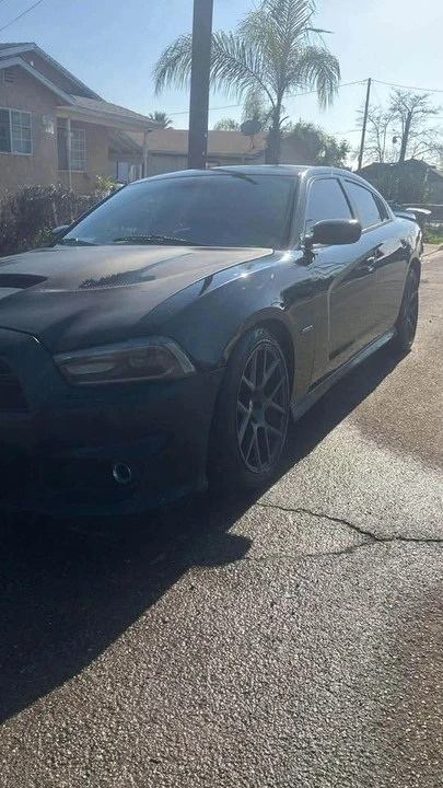 2012 Dodge Charger 7th Gen - Image 4 of 7