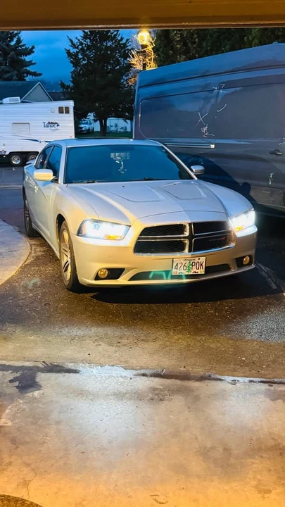 2012 Dodge Charger 7th Gen - Image 5 of 6