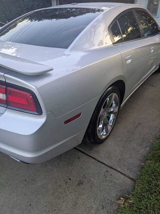 2012 Dodge Charger 7th Gen - Image 6 of 19
