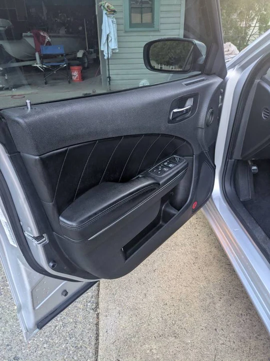 2012 Dodge Charger 7th Gen - Image 12 of 19