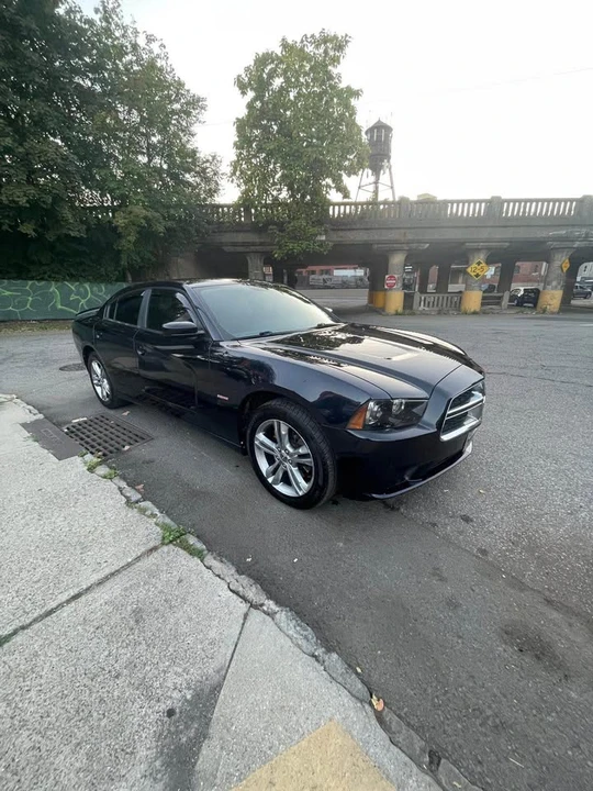 2012 Dodge Charger 7th Gen - Image 2 of 7