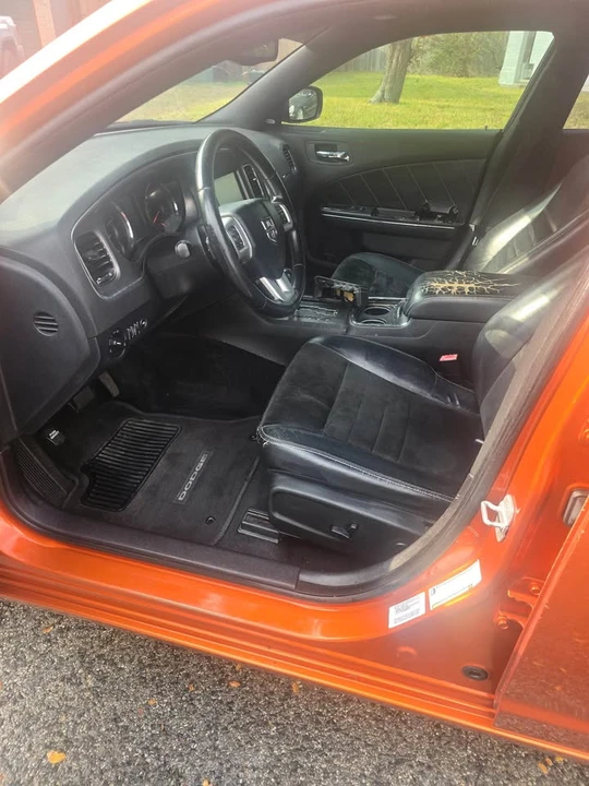 2012 Dodge Charger 7th Gen - Image 5 of 8
