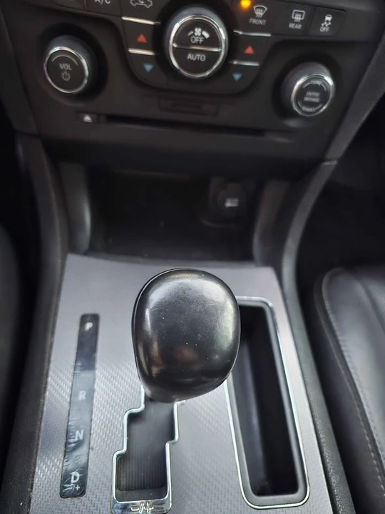 2012 Dodge Charger 6th Gen - Image 9 of 10