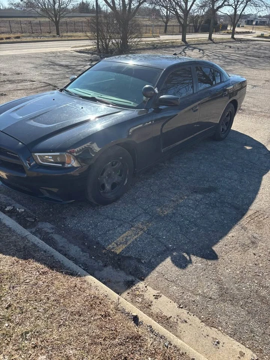 2012 Dodge Charger 7th Gen - Image 3 of 4