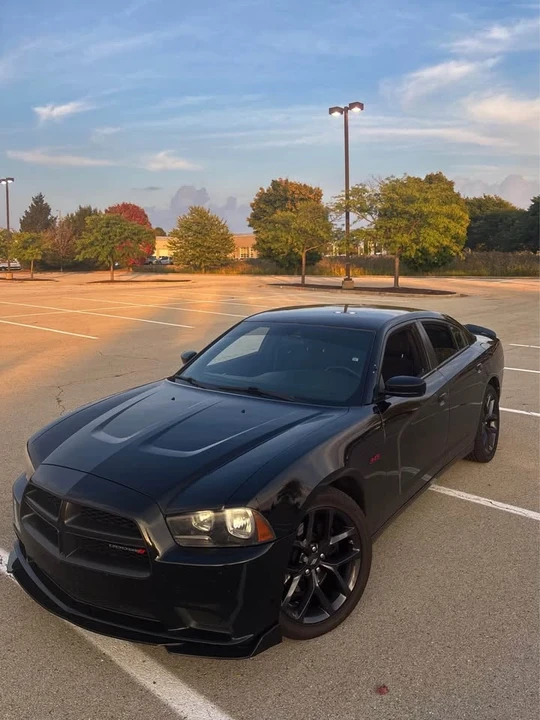 2012 Dodge Charger 6th Gen - Image 11 of 15