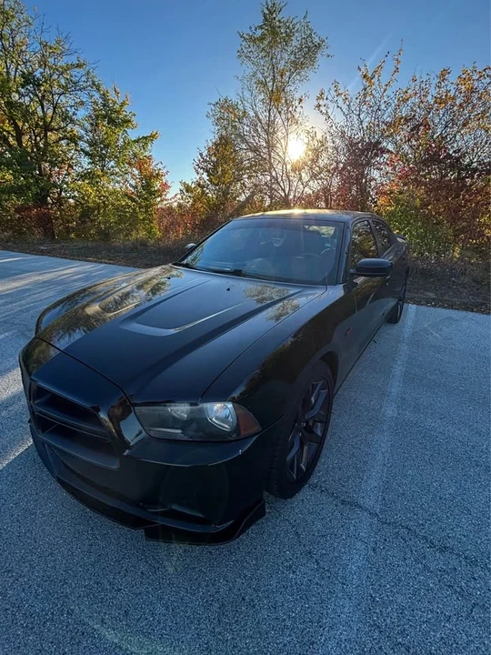 2012 Dodge Charger 6th Gen - Image 4 of 15