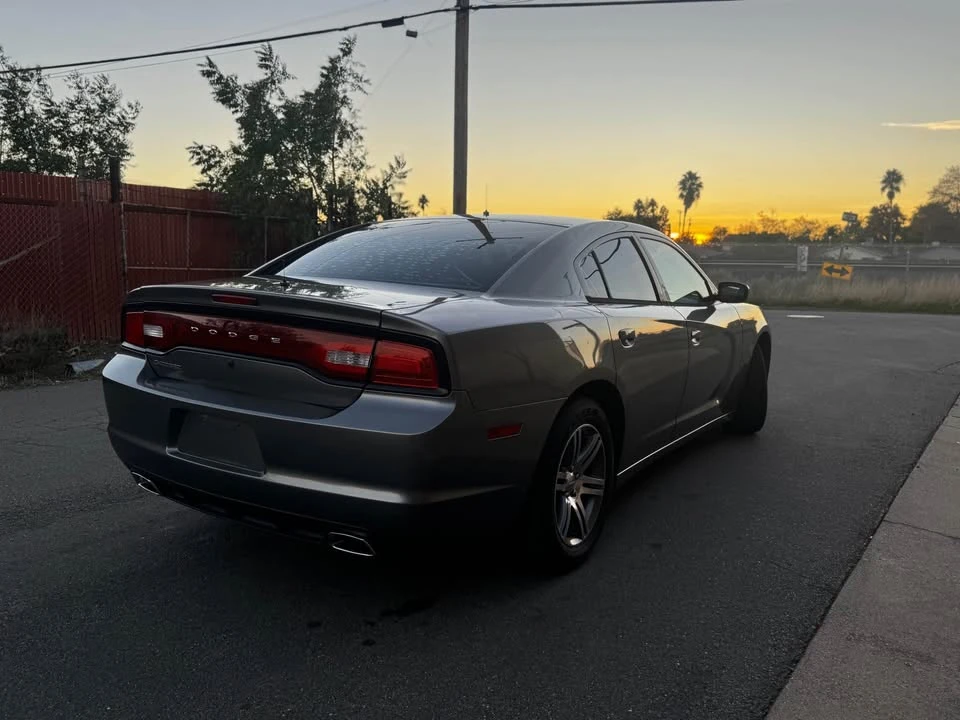 2012 Dodge Charger 7th Gen - Image 3 of 11