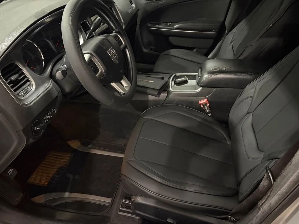2012 Dodge Charger 7th Gen - Image 6 of 11