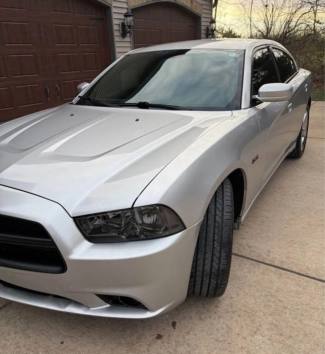 2012 Dodge Charger 7th Gen - Image 3 of 11