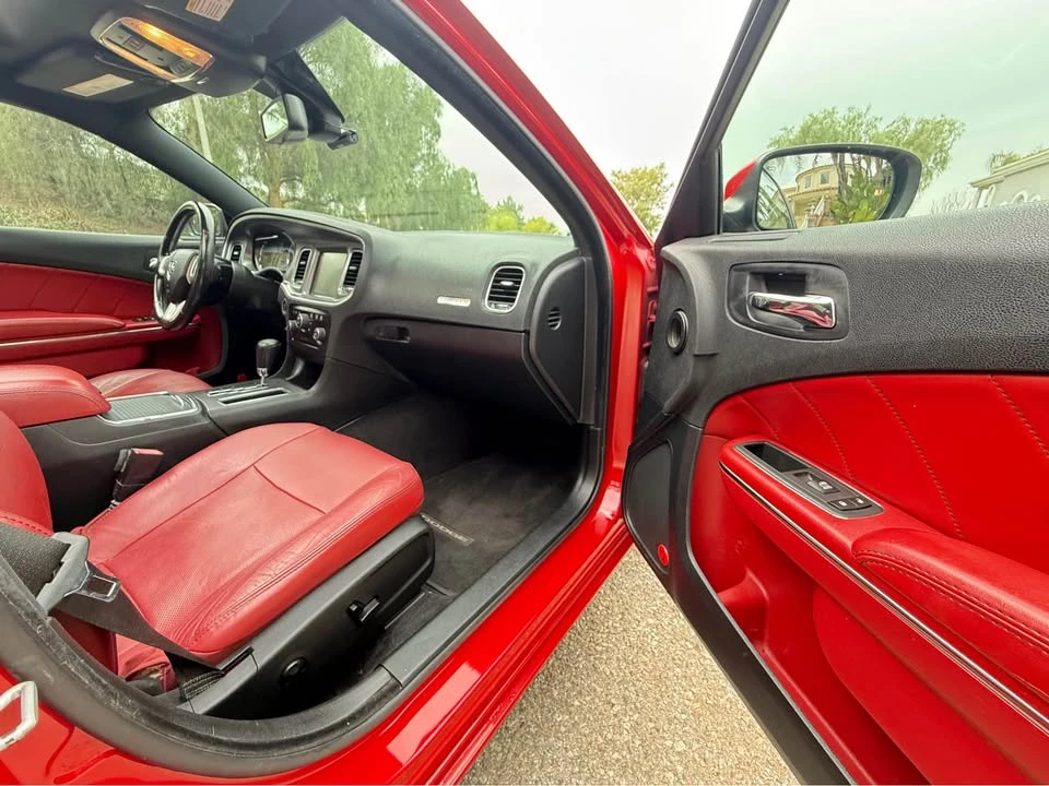 2012 Dodge Charger 6th Gen - Image 10 of 19