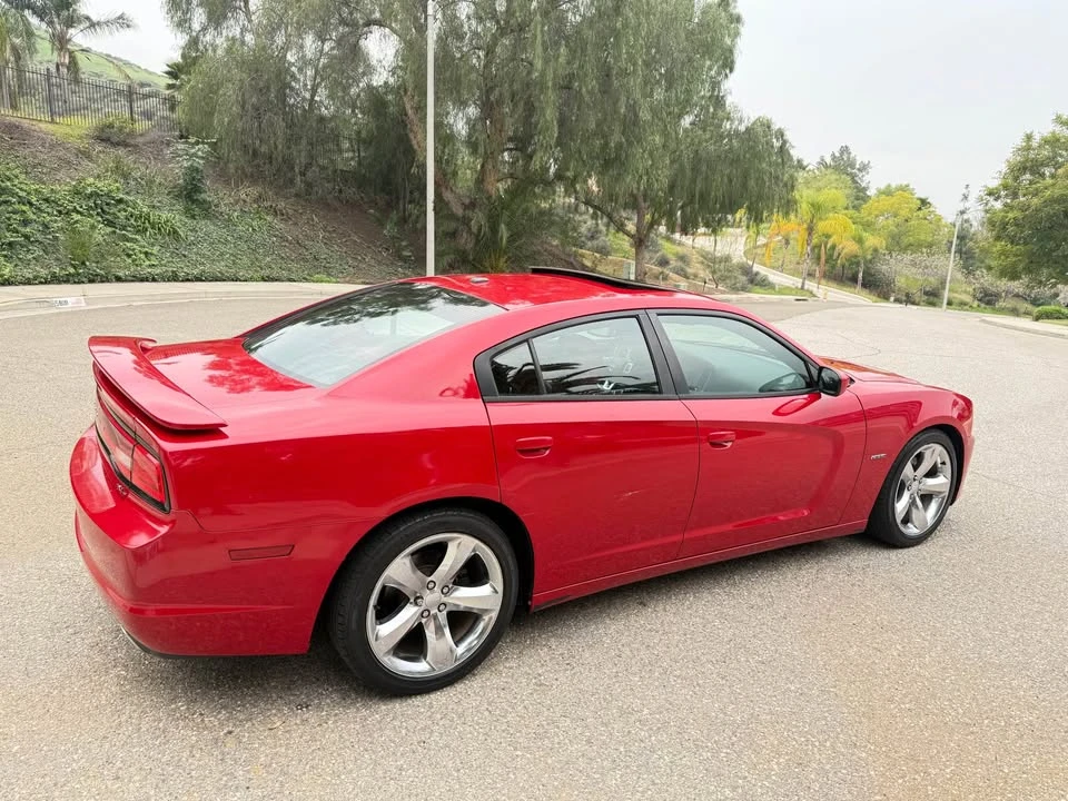 2012 Dodge Charger 6th Gen - Image 8 of 19