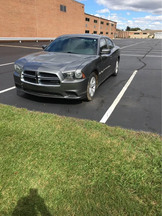 2012 Dodge Charger 7th Gen - Image 2 of 8