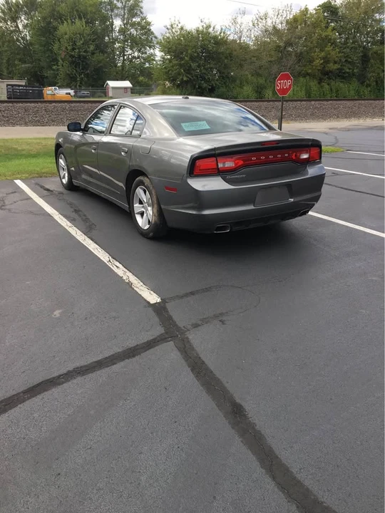 2012 Dodge Charger 7th Gen - Image 3 of 8
