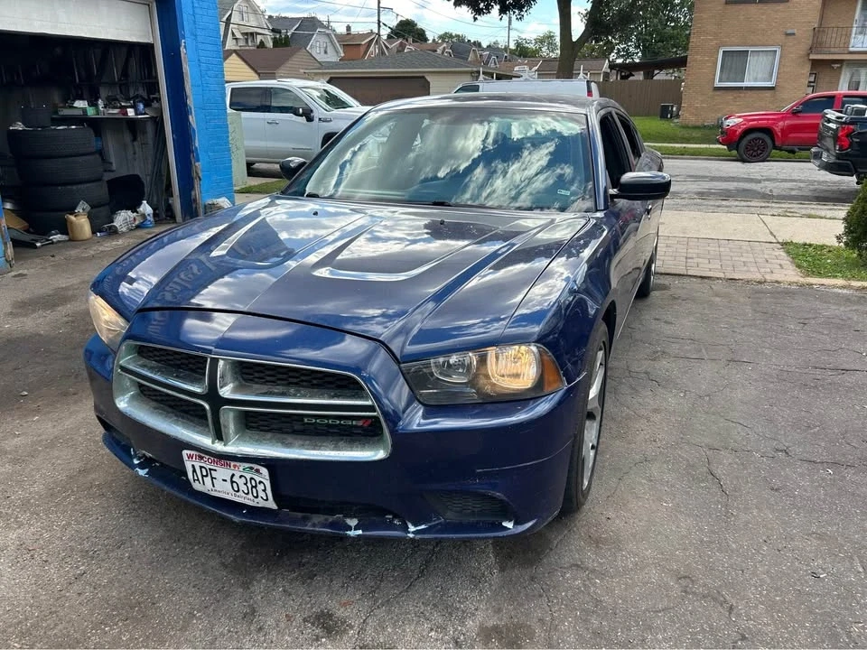 2012 Dodge Charger 7th Gen - Image 2 of 5