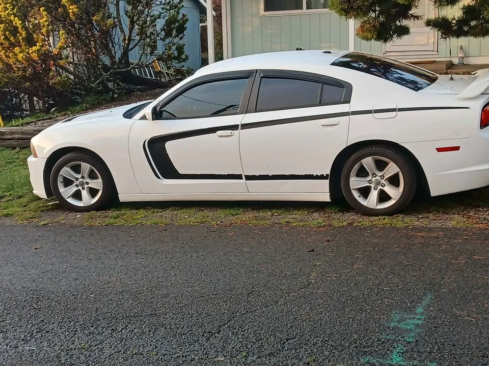 2012 Dodge Charger 7th Gen - Image 2 of 2