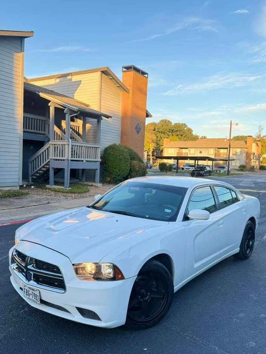 2012 Dodge Charger 7th Gen - Image 7 of 11