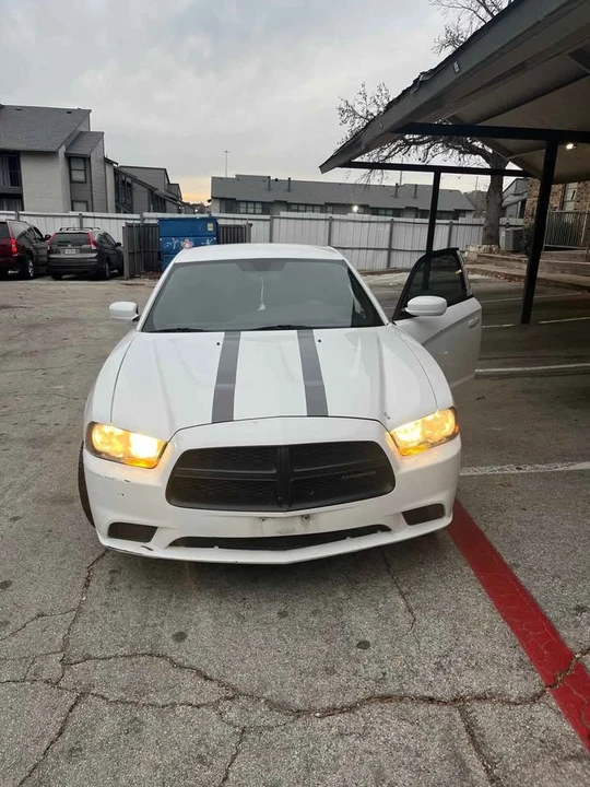 2012 Dodge Charger 7th Gen - Image 9 of 10