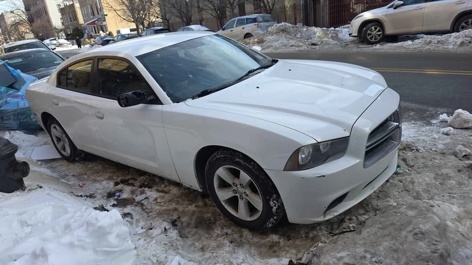 2012 Dodge Charger 6th Gen - Image 5 of 12