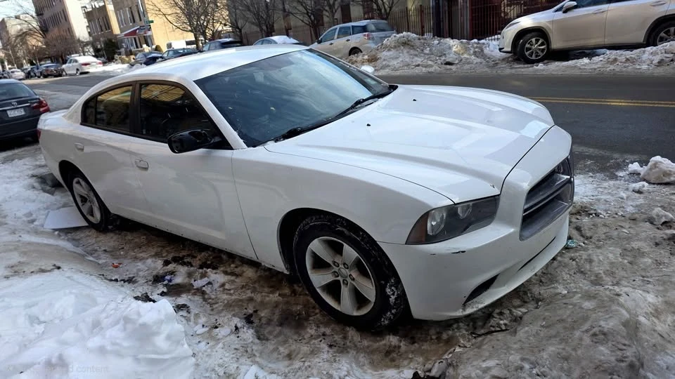 2012 Dodge Charger 6th Gen - Image 4 of 12