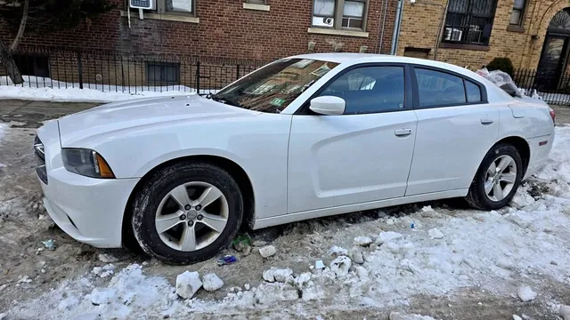 2012 Dodge Charger SE