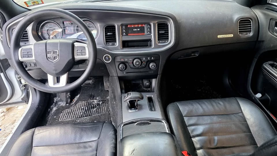 2012 Dodge Charger 6th Gen - Image 7 of 12