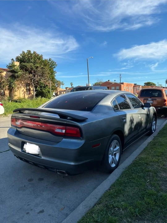 2012 Dodge Charger 7th Gen - Image 4 of 15