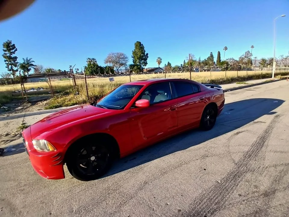 2012 Dodge Charger 7th Gen - Image 2 of 14