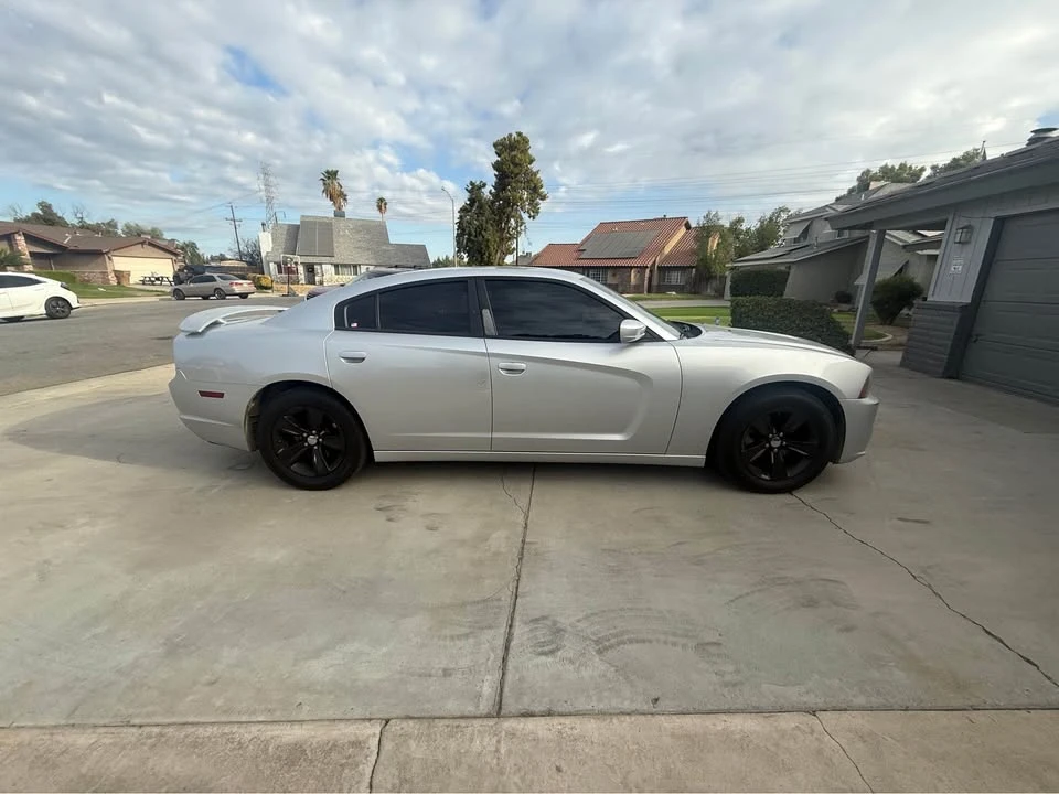 2012 Dodge Charger 7th Gen - Image 2 of 5
