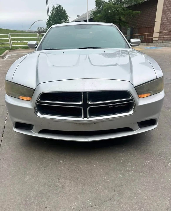 2012 Dodge Charger 7th Gen - Image 2 of 6
